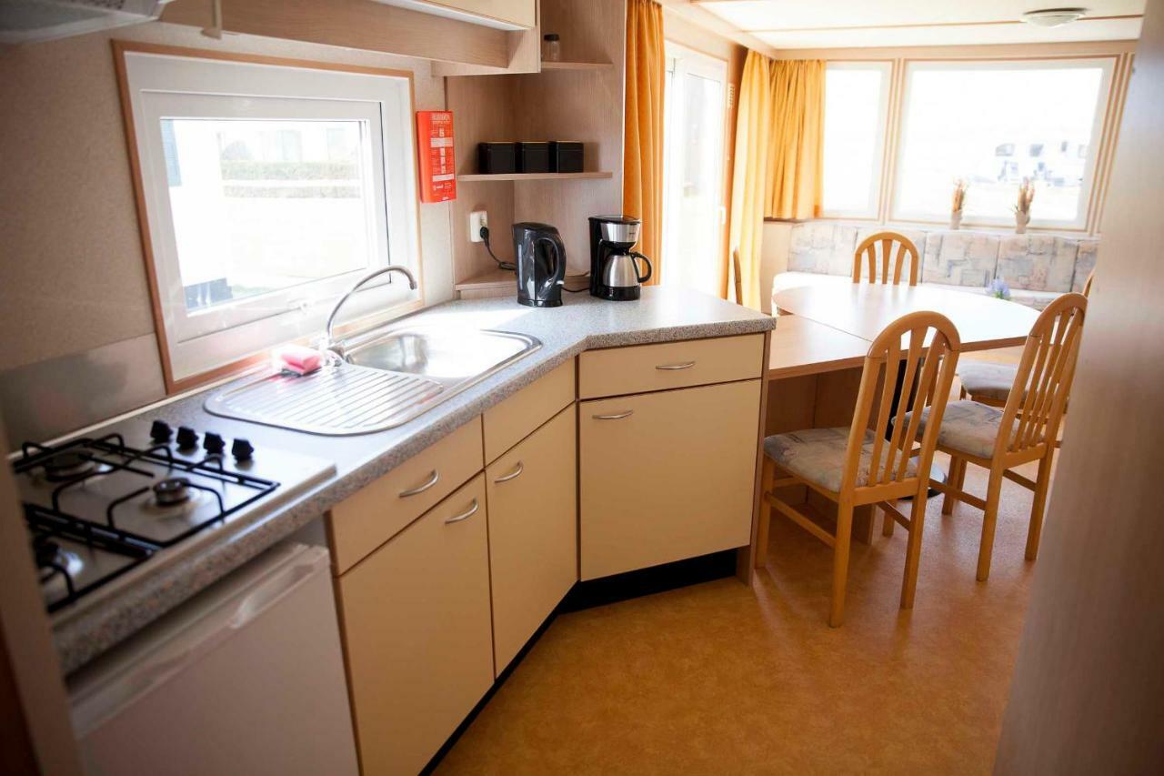 Zeezand Recreatie Cozy Chalets Stolpen Exteriör bild