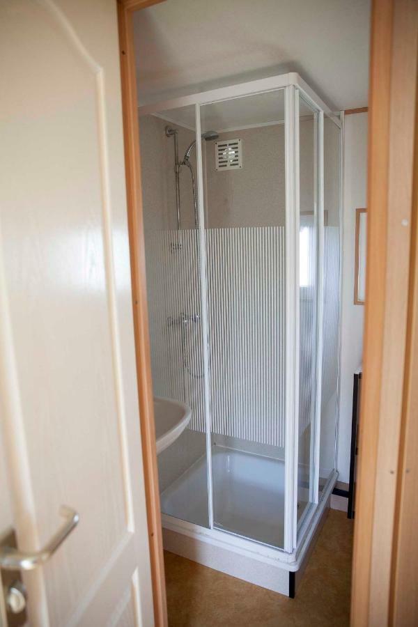 Zeezand Recreatie Cozy Chalets Stolpen Exteriör bild